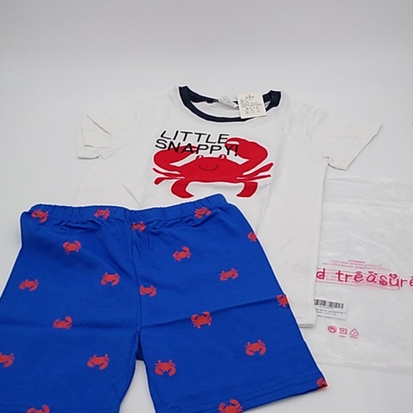 Boys 2 Piece  Little snappy Shorts outfit - Picture 2 of 4
